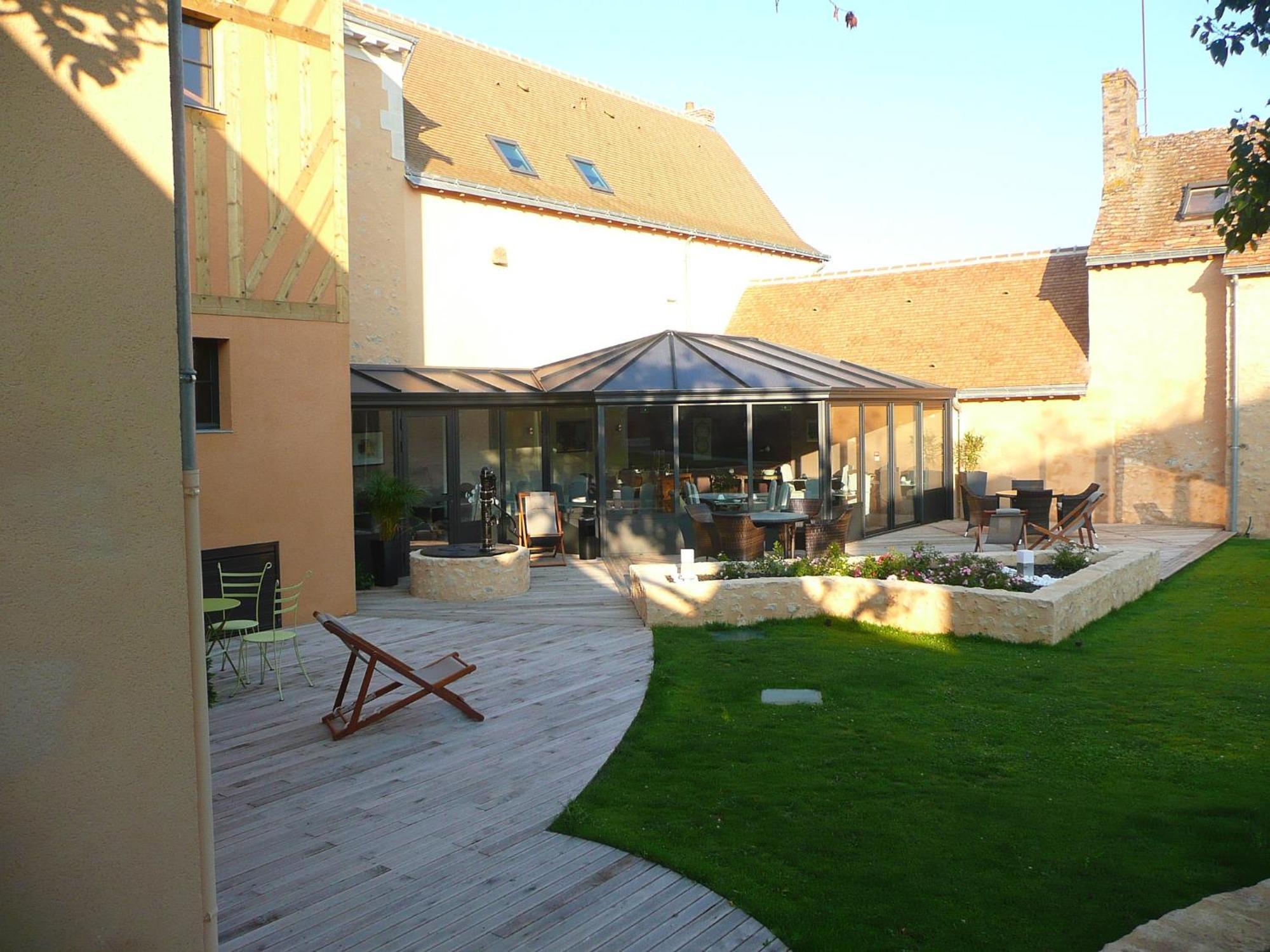 Hotel Le Saint Aubin Chevillé Eksteriør bilde