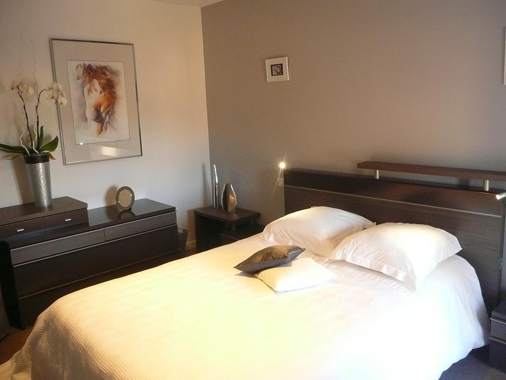 Hotel Le Saint Aubin Chevillé Eksteriør bilde